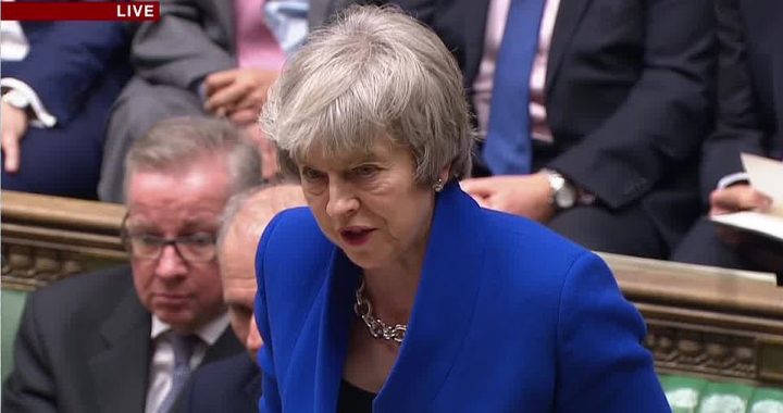 Theresa May survives no-confidence motion by 19 votes and invites Corbyn to talks over Brexit deadlock