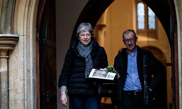 PM prepares for MASS resignations: Justice secretary warns he will lead remainder Cabinet walk out if May doesn’t back customs union this week – but Brexiteers will walk if she does