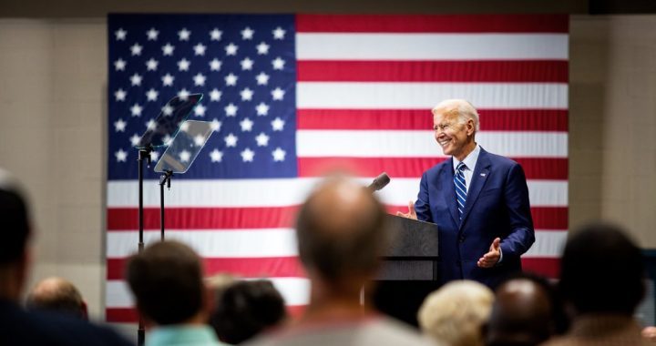 Biden, Under Fire on Race, Apologizes for Remarks on Segregationists